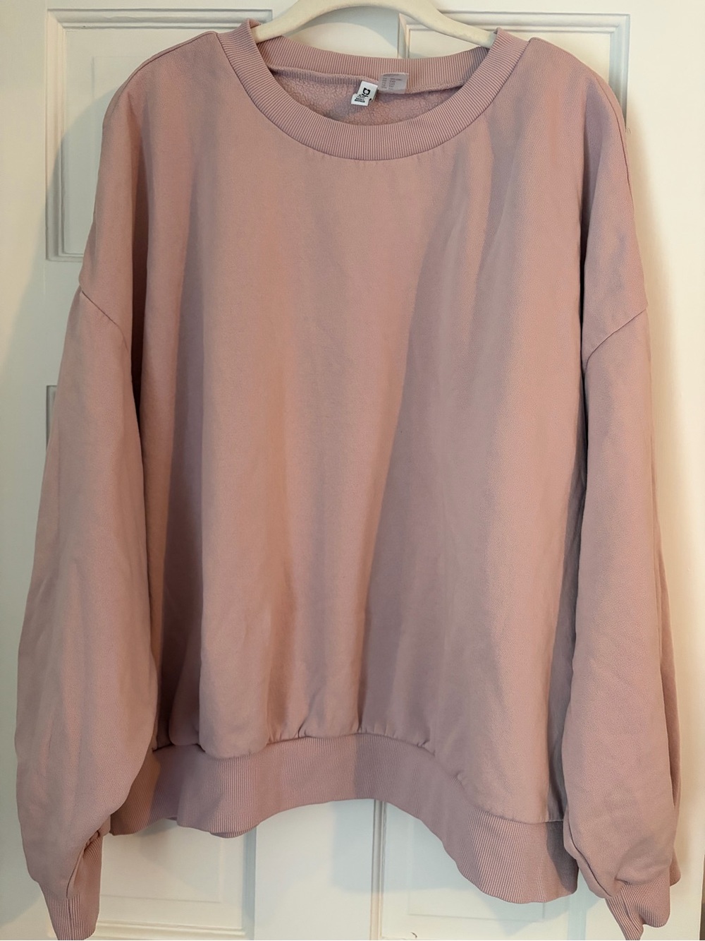 H&M Dusty Pink Relaxed Crewneck Sweatshirt